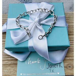 Tiffany & Co Oval Link Bracelet in Silver, 8"